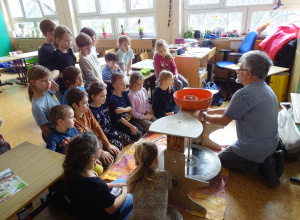 Zajęcia z lepienia z gliny