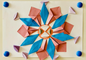 Mandala - praca uczennicy z klasy 2b.