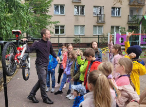 Po Warszawie pieszo i na kółkach