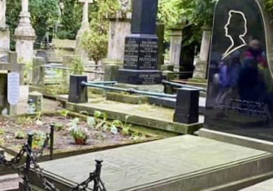 Spacer uczniów przez historię Polski, pokazanej przez pryzmat ludzi, którzy ją tworzyli.