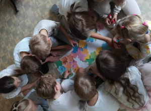 Puzzle integracyjne - uczymy się pracy zespołowej!