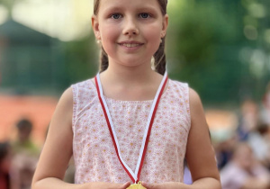 Daria podczas dekoracji medalami.