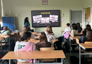 Pani psycholog wspomniała o statystykach na świecie i w Polsce.